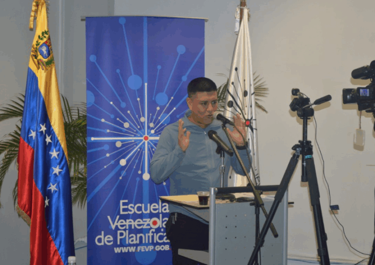 Venezuela edifica un nuevo Estado: «La democracia no es un adorno, es el pueblo gobernando y decidiendo en el territorio»