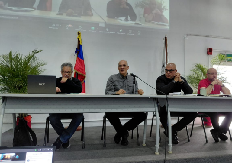 Gobierno impulsa planificación participativa para transformar el sector pesquero y acuícola